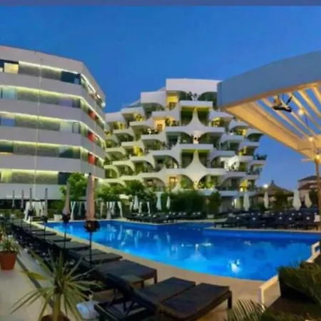 Donny Luxury